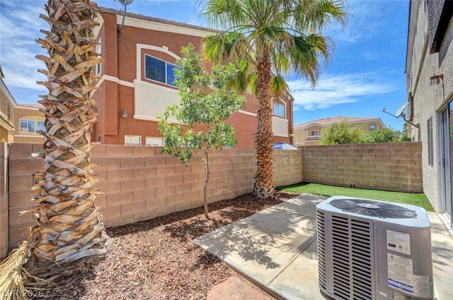 9303 Gilcrease Avenue 1018, Las Vegas, NV 89149