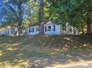 930 Brookside Avenue, Webster Groves, MO 63119