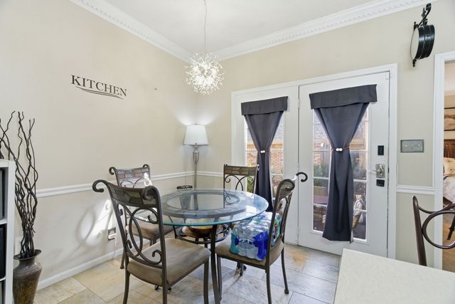 1818 Memorial Dr Apt 18, Clarksville, TN 37043