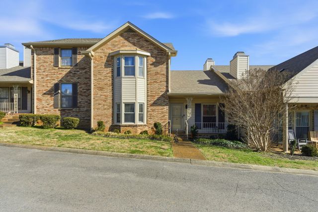 1818 Memorial Dr Apt 18, Clarksville, TN 37043