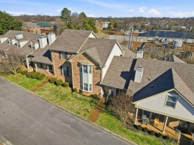 1818 Memorial Dr Apt 18, Clarksville, TN 37043