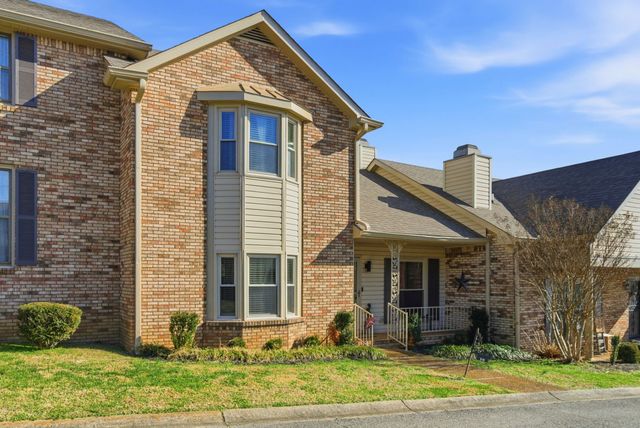 1818 Memorial Dr Apt 18, Clarksville, TN 37043