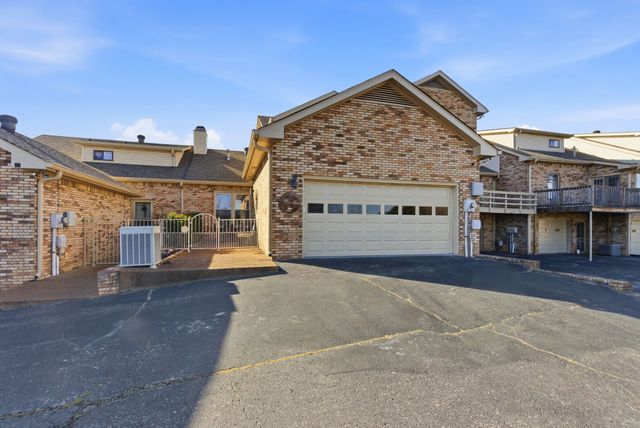 1818 Memorial Dr Apt 18, Clarksville, TN 37043