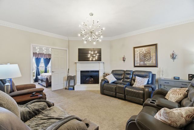 1818 Memorial Dr Apt 18, Clarksville, TN 37043