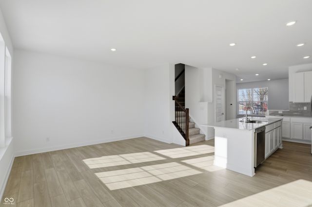 6634 Halsey Street, Zionsville, IN 46077