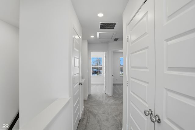 6634 Halsey Street, Zionsville, IN 46077