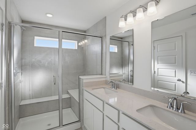 6634 Halsey Street, Zionsville, IN 46077