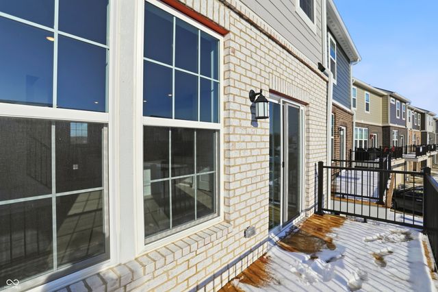 6634 Halsey Street, Zionsville, IN 46077