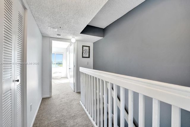 174 Riviera Cir 27-4, Weston, FL 33326