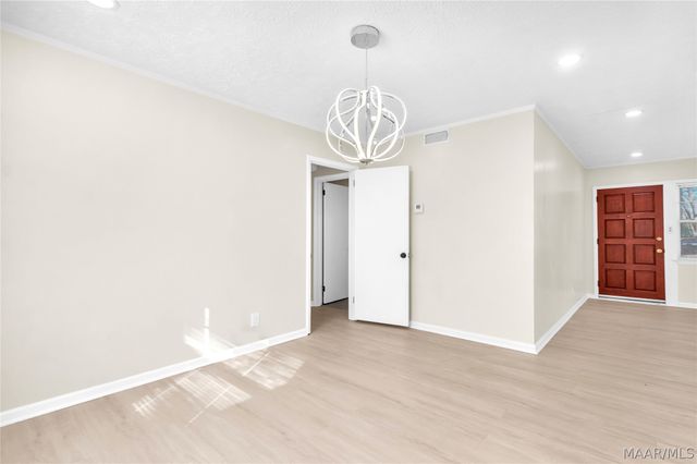 107 Kent Street, Montgomery, AL 36109