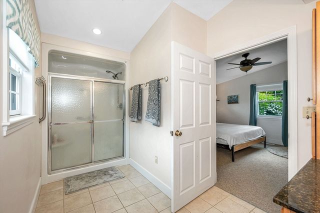 58 Jersey St, Marblehead, MA 01945