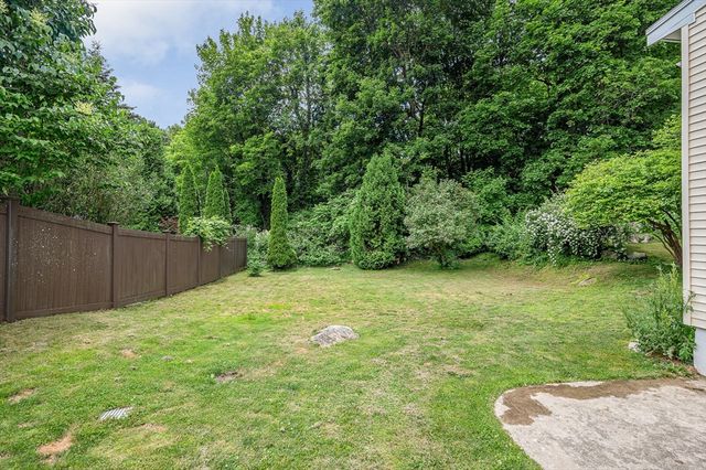 58 Jersey St, Marblehead, MA 01945
