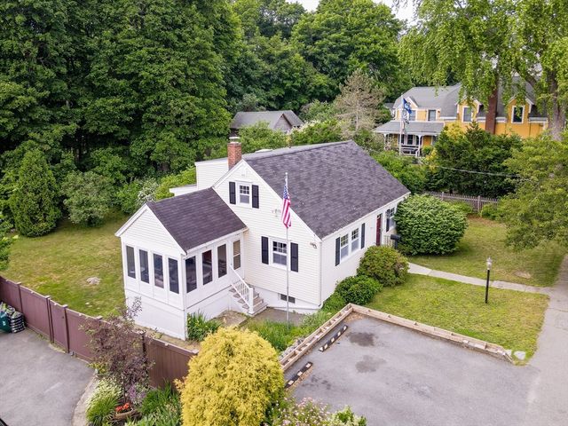58 Jersey St, Marblehead, MA 01945