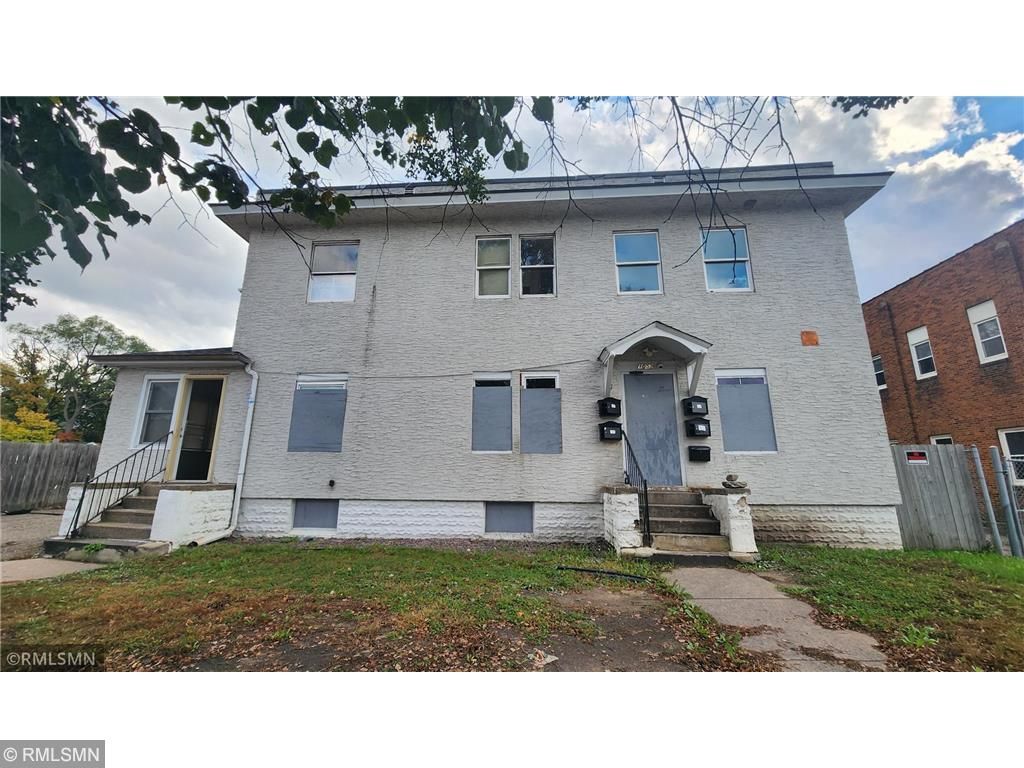 1052 Ross Avenue, Saint Paul, MN 55106