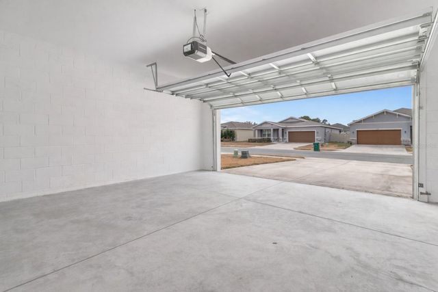 3984 MAYHILL LOOP, Eustis, FL 32736