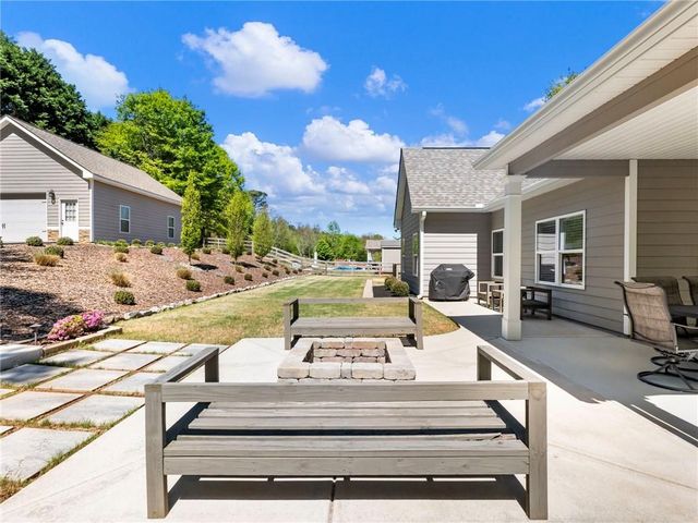 838 Old Thompson Mill Road, Winder, GA 30680