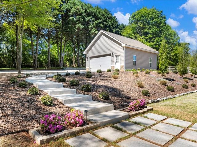 838 Old Thompson Mill Road, Winder, GA 30680