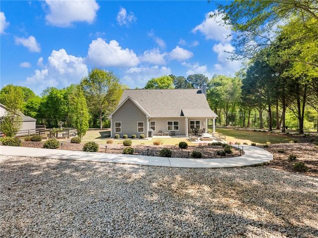 838 Old Thompson Mill Road, Winder, GA 30680