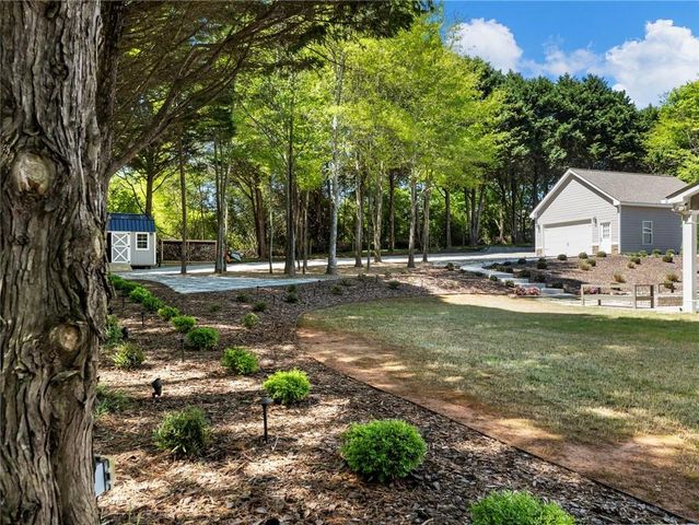 838 Old Thompson Mill Road, Winder, GA 30680