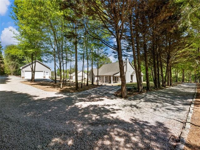 838 Old Thompson Mill Road, Winder, GA 30680