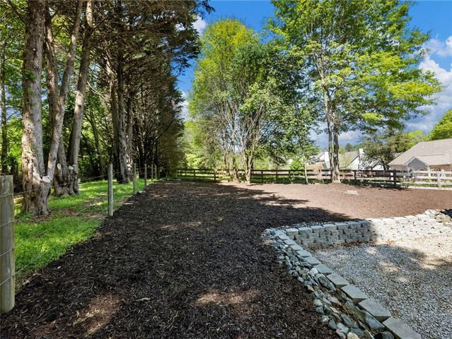 838 Old Thompson Mill Road, Winder, GA 30680