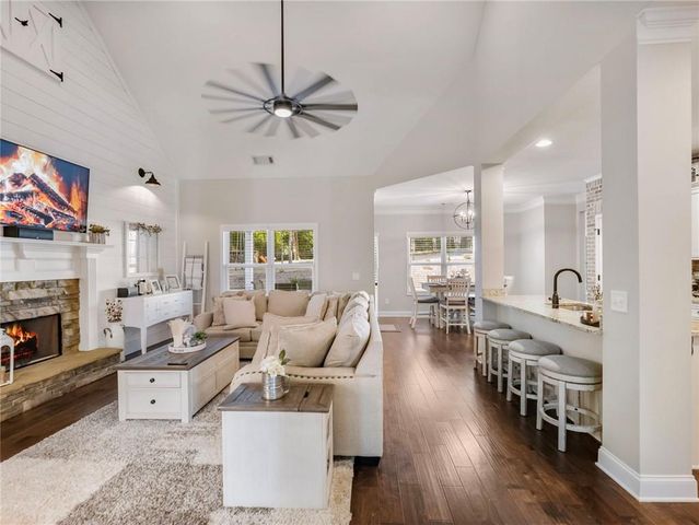 838 Old Thompson Mill Road, Winder, GA 30680