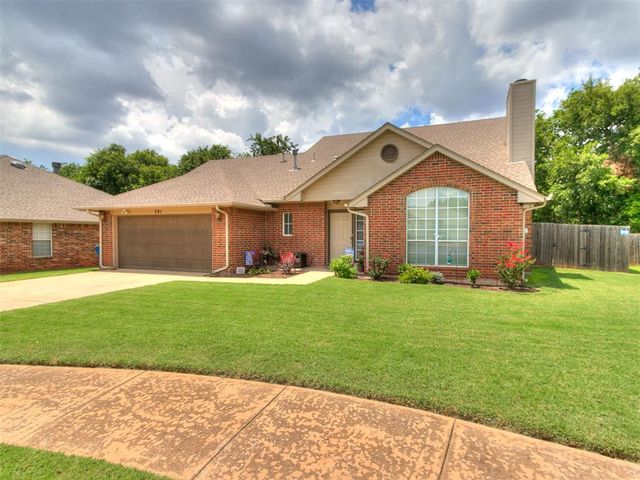 701 Taber Lane, Edmond, OK 73003