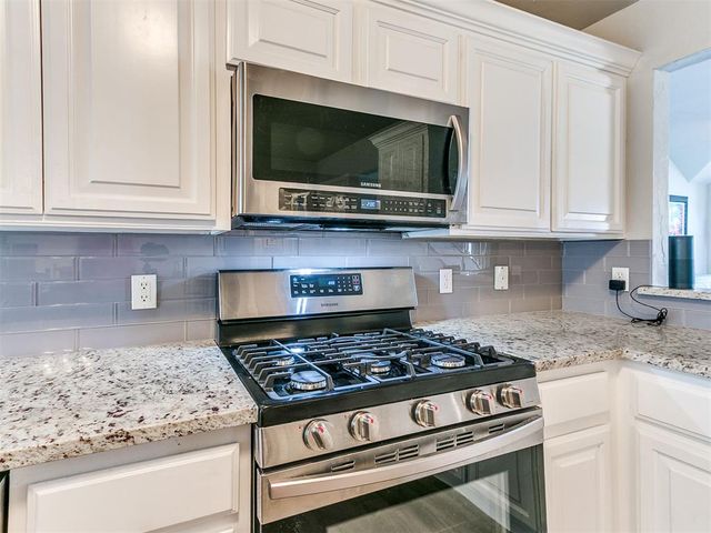 701 Taber Lane, Edmond, OK 73003