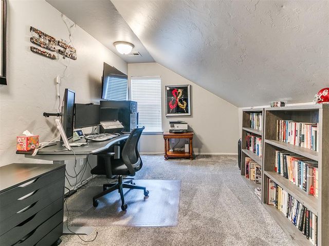 701 Taber Lane, Edmond, OK 73003