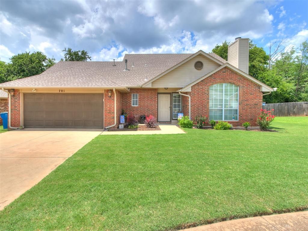 701 Taber Lane, Edmond, OK 73003