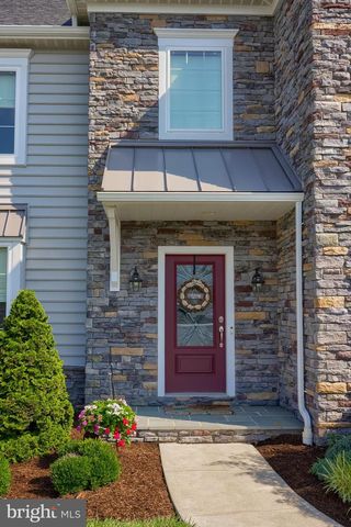 429 E DELP RD, Lancaster, PA 17601