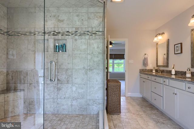 429 E DELP RD, Lancaster, PA 17601