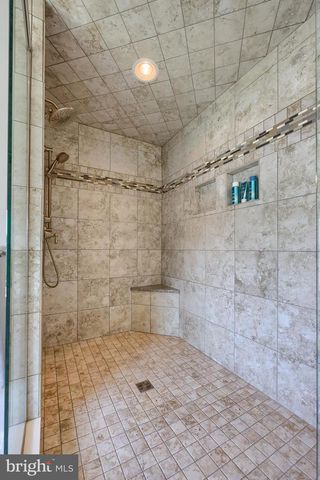 429 E DELP RD, Lancaster, PA 17601