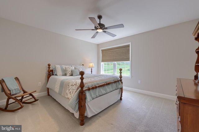 429 E DELP RD, Lancaster, PA 17601