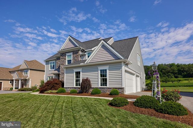 429 E DELP RD, Lancaster, PA 17601