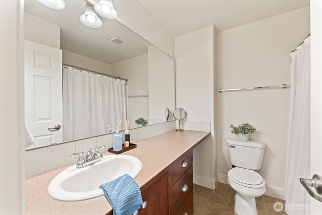 209 Burr Street NE, Orting, WA 98360