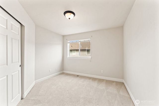 209 Burr Street NE, Orting, WA 98360