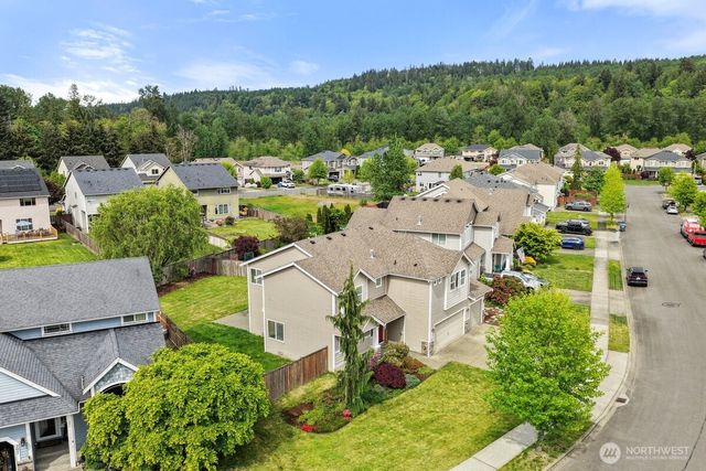 209 Burr Street NE, Orting, WA 98360