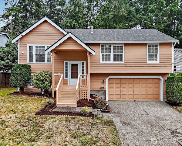 13519 20th Avenue Ct E, Tacoma, WA 98445