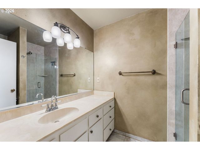 4409 Ne PLAINS Way, Vancouver, WA 98662