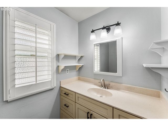 4409 Ne PLAINS Way, Vancouver, WA 98662