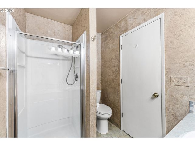 4409 Ne PLAINS Way, Vancouver, WA 98662