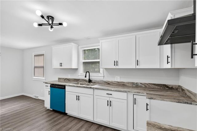 918 Beaumont Avenue, High Point, NC 27260