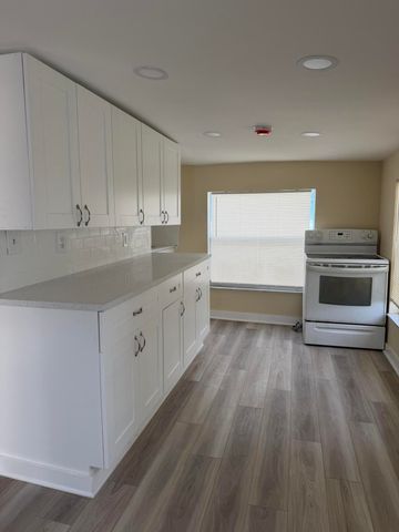 1018 Adams Street W, West Palm Beach, FL 33407