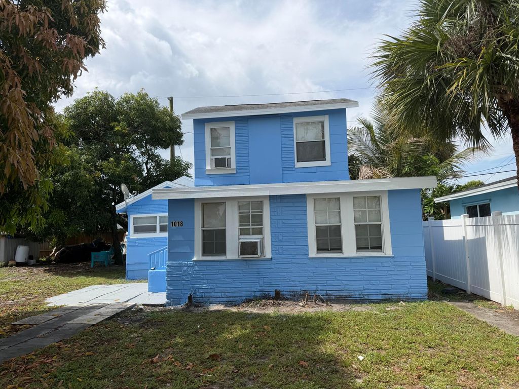 1018 Adams Street W, West Palm Beach, FL 33407