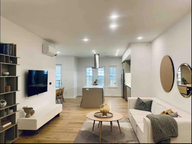 1501 Cherry Street 106, San Carlos, CA 94070