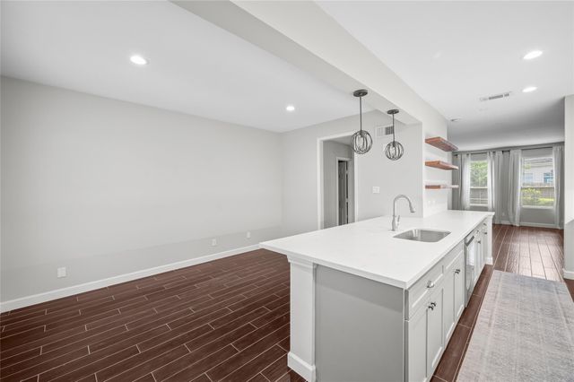 7493 Brompton Street, Houston, TX 77025