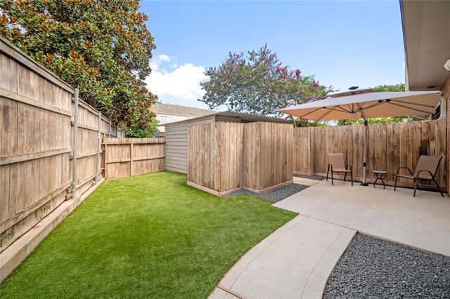 7493 Brompton Street, Houston, TX 77025