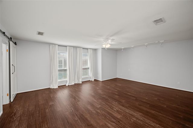 7493 Brompton Street, Houston, TX 77025