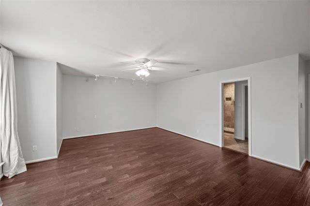 7493 Brompton Street, Houston, TX 77025